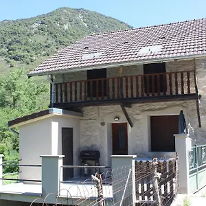 maison-de-charme-calme-entoure-de-montagne.midi-pyreneeshotels.com/
